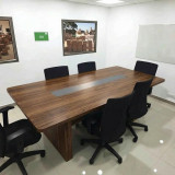 Mesa de juntas LEMBAGA